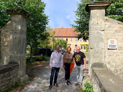 Exkursion 2025 der FBG Kitzingen w.V. - Dieter Lenzer, Gerlinde Stier und Dieter Rammensee - nach Erfurt Thüringen